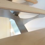 Escalier 1/4 tournant inox brossé et hêtre
