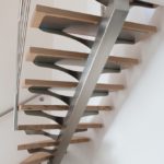 Escalier quart tournant inox et marches BauBuche