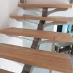 Escalier quart tournant inox et marches BauBuche