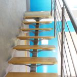escalier-inox-et-marches-chêne-4