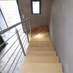 escalier-inox-et-marches-chêne-9